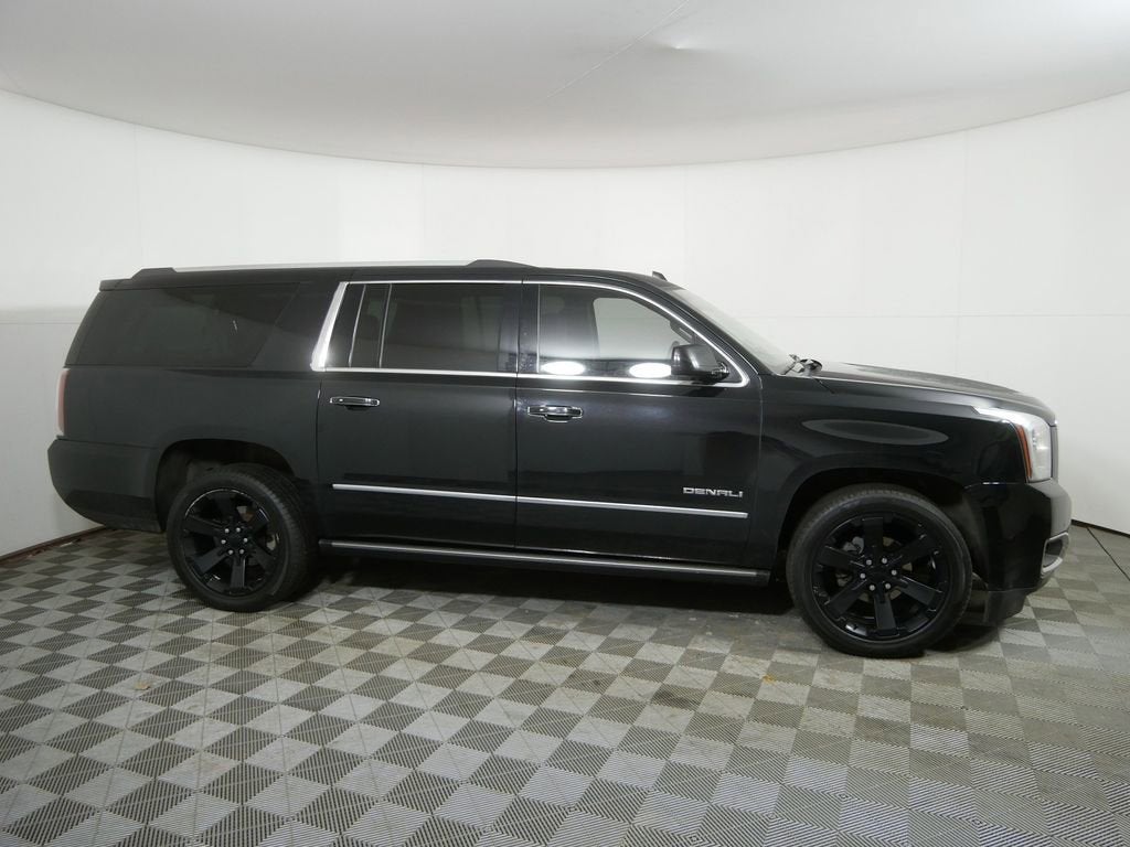 2017 GMC Yukon XL Denali