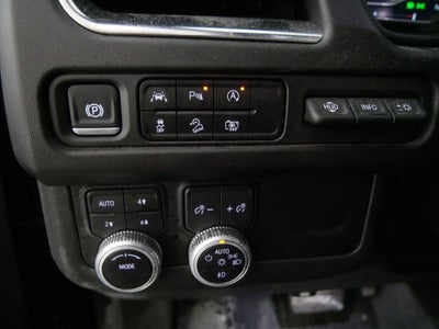 2024 GMC Yukon XL AT4