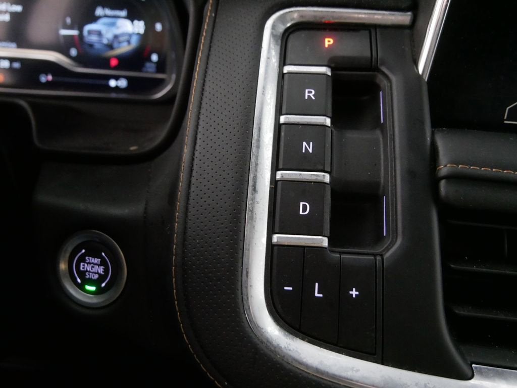 2024 GMC Yukon XL AT4