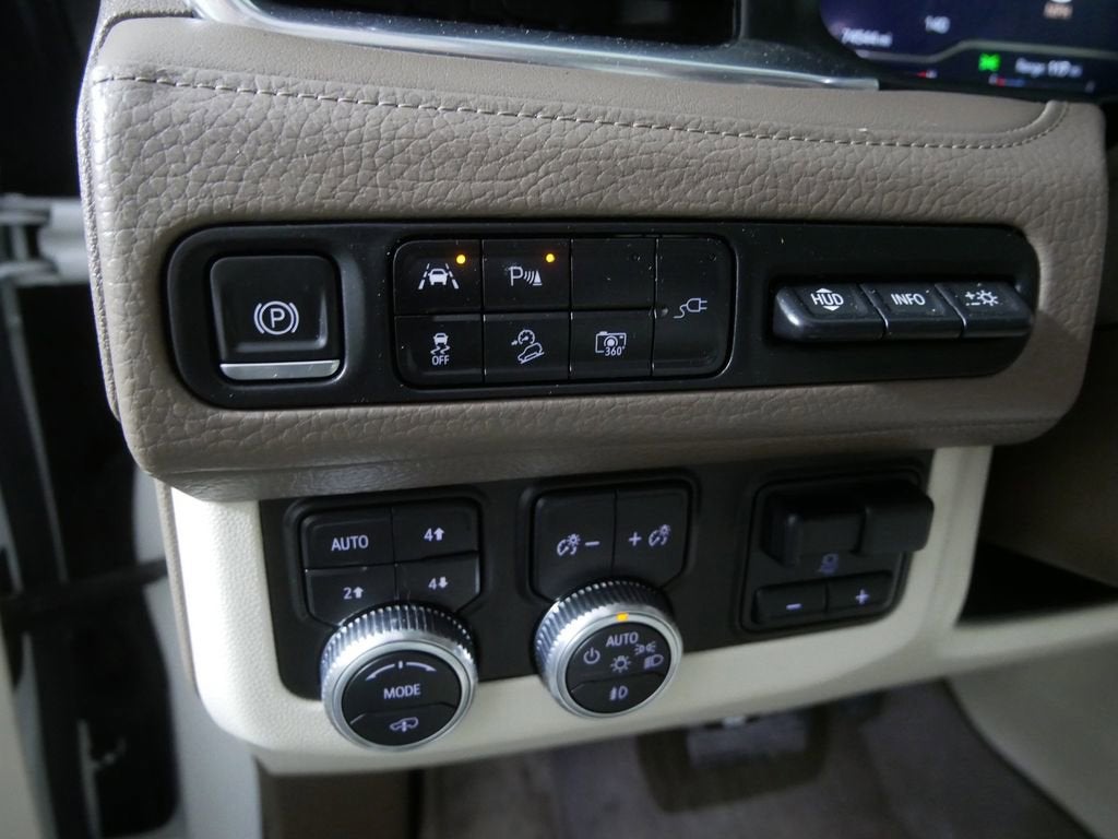 2022 GMC Yukon XL Denali