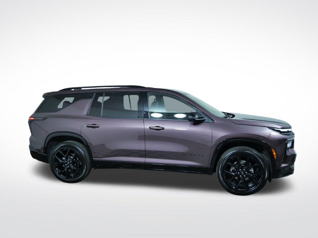 Used 2025 Chevrolet Traverse RS with VIN 1GNEVLRS0SJ159814 for sale in Golden Valley, Minnesota