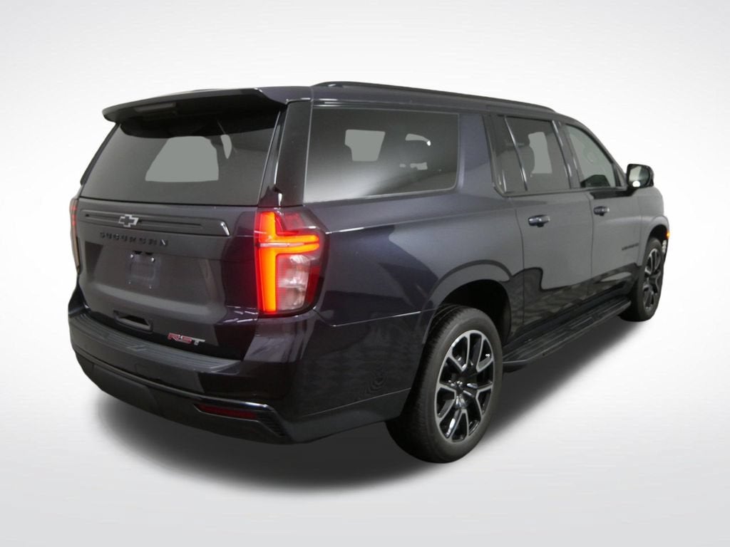 2023 Chevrolet Suburban RST