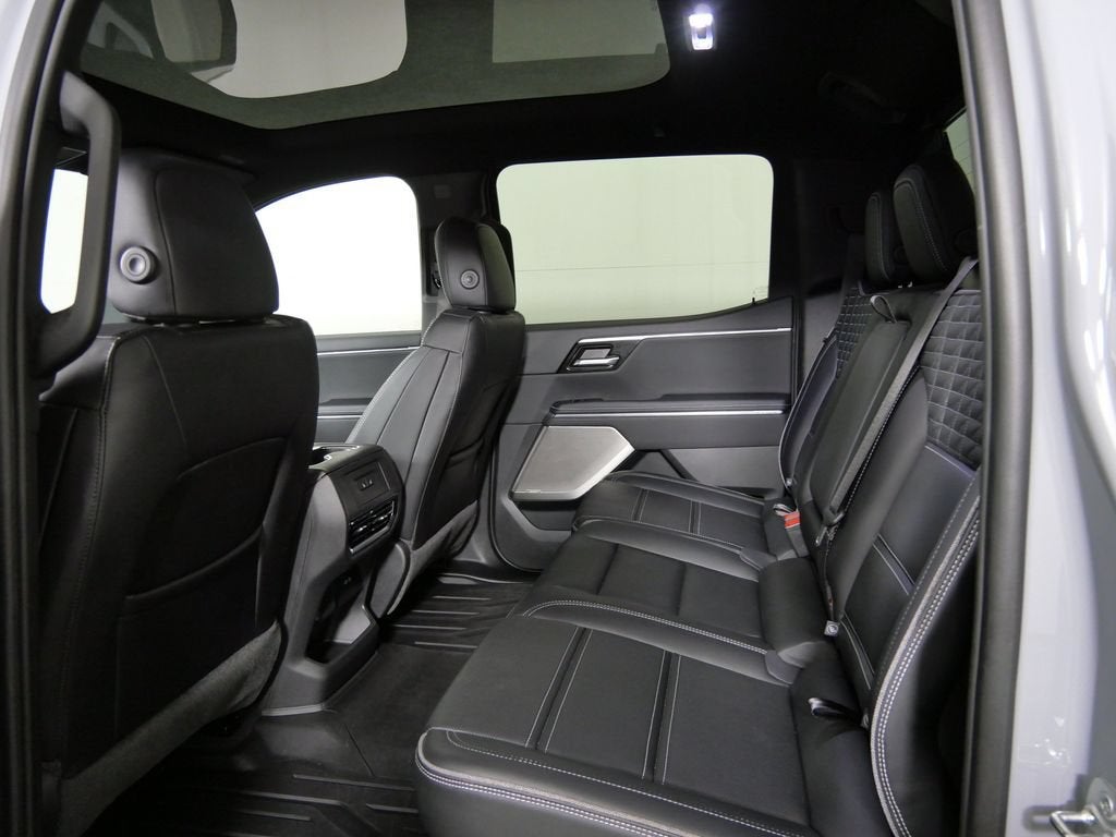 2024 GMC Sierra EV Denali Edition 1