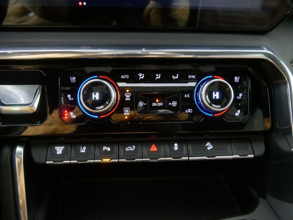 2024 GMC Sierra 3500 HD Denali Ultimate