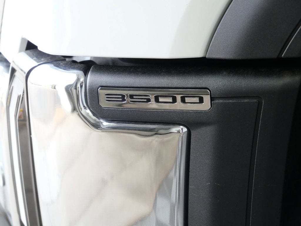2026 GMC Sierra 3500 HD SLT