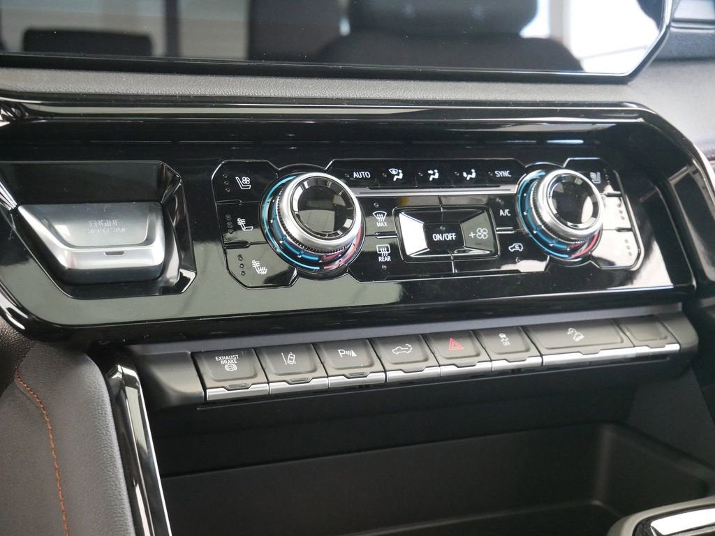 2025 GMC Sierra 3500 HD AT4