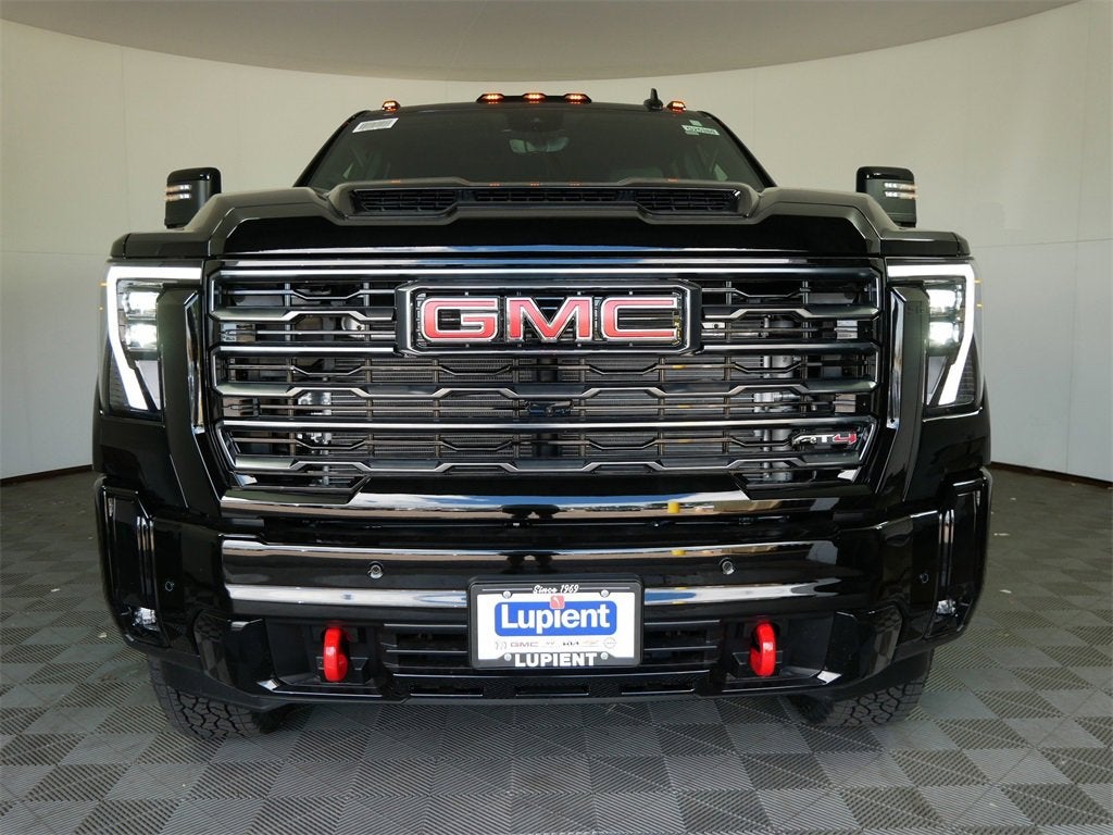 2025 GMC Sierra 3500 HD AT4