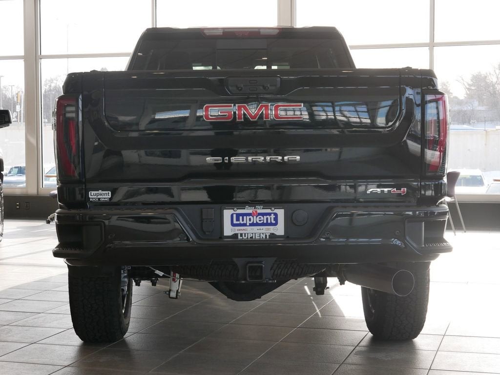 2025 GMC Sierra 3500 HD AT4