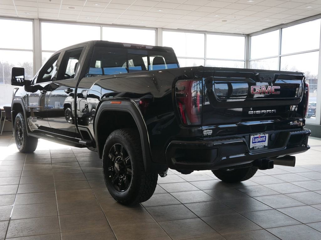 2025 GMC Sierra 3500 HD AT4