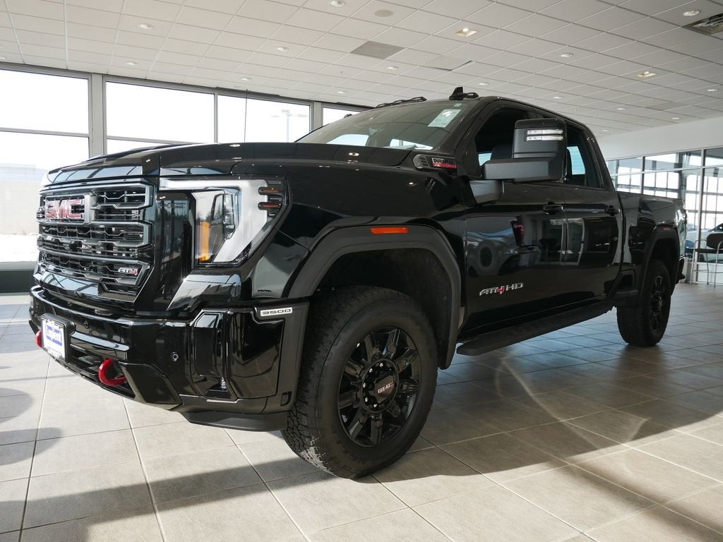2025 GMC Sierra 3500 HD AT4