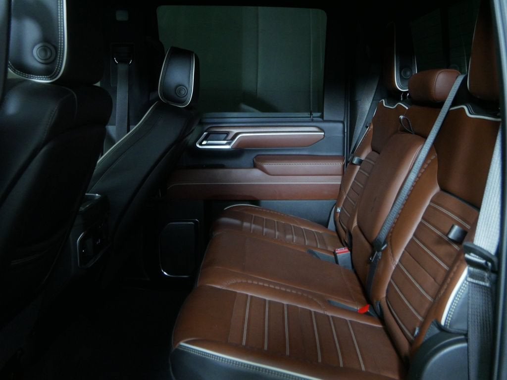 2025 GMC Sierra 3500 HD Denali Ultimate