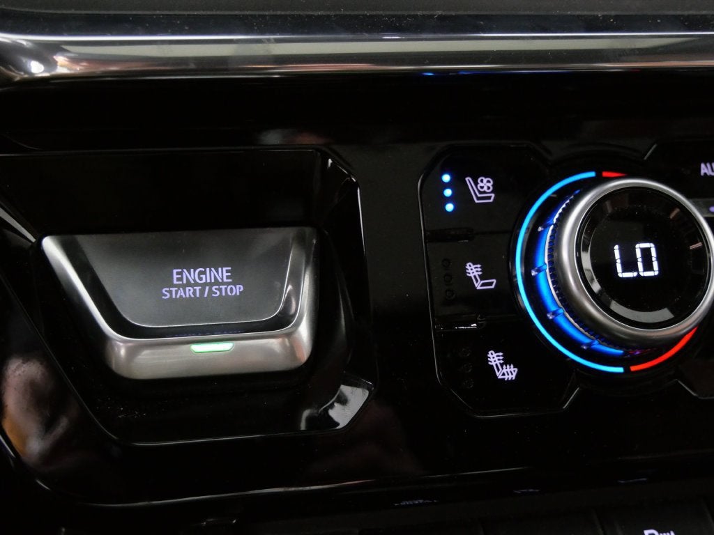 2025 GMC Sierra 3500 HD Denali Ultimate