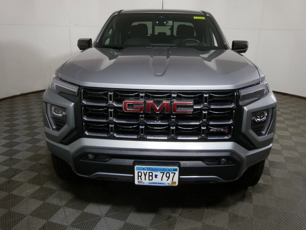 2025 GMC Canyon AT4