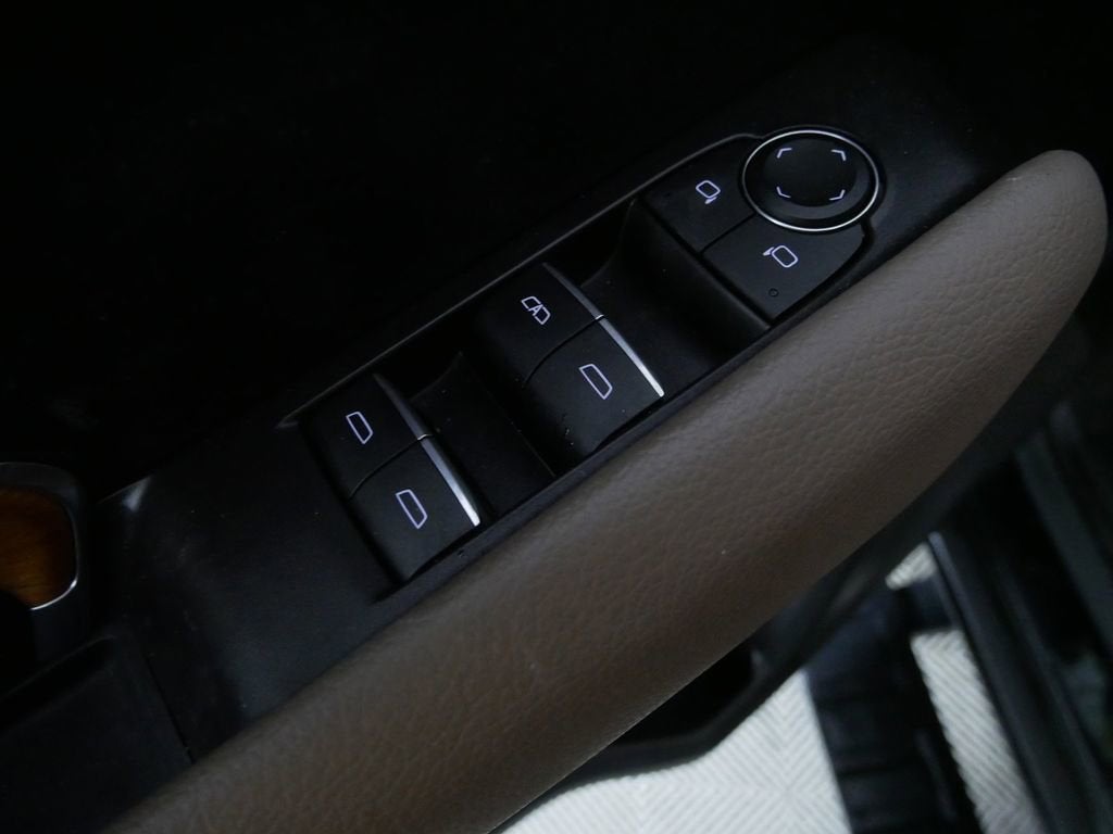 2023 GMC Canyon Denali