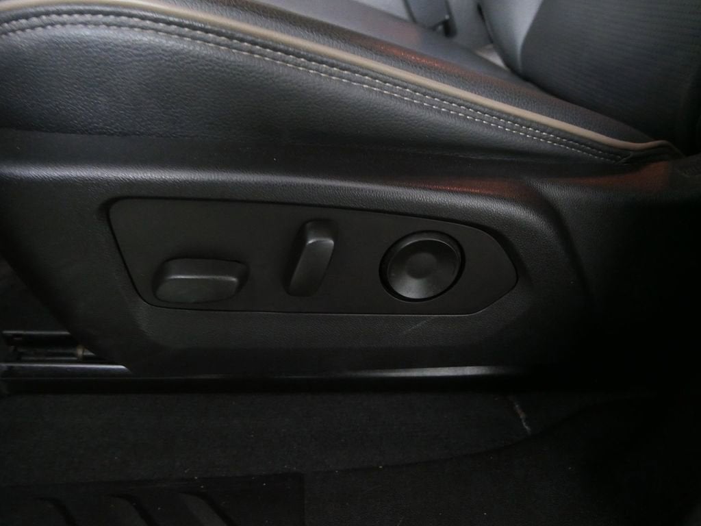 2023 GMC Canyon Denali