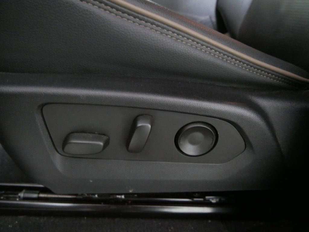 2023 GMC Canyon Denali