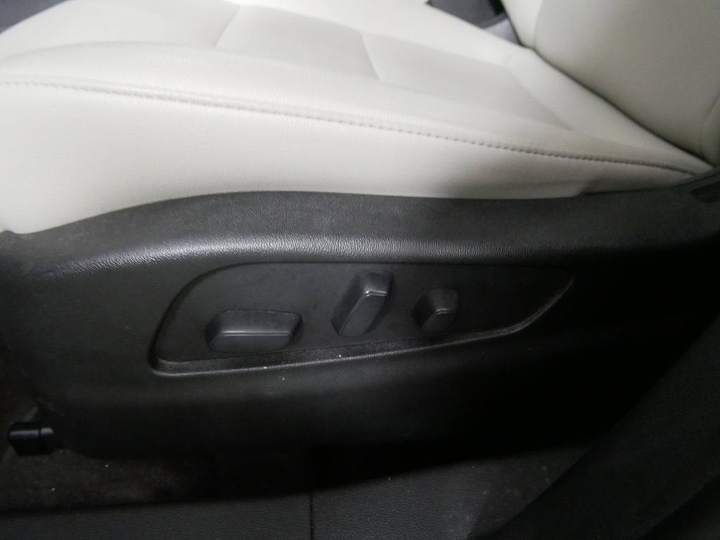 2020 Cadillac XT4 Luxury