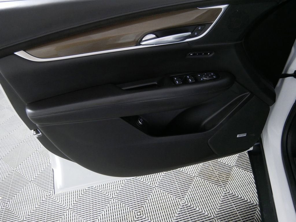 2019 Cadillac XT5 Platinum AWD