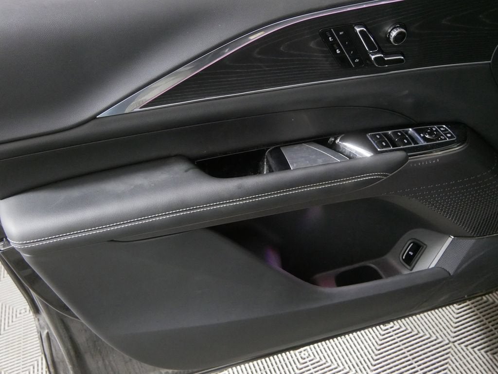 2024 Cadillac LYRIQ Sport 1