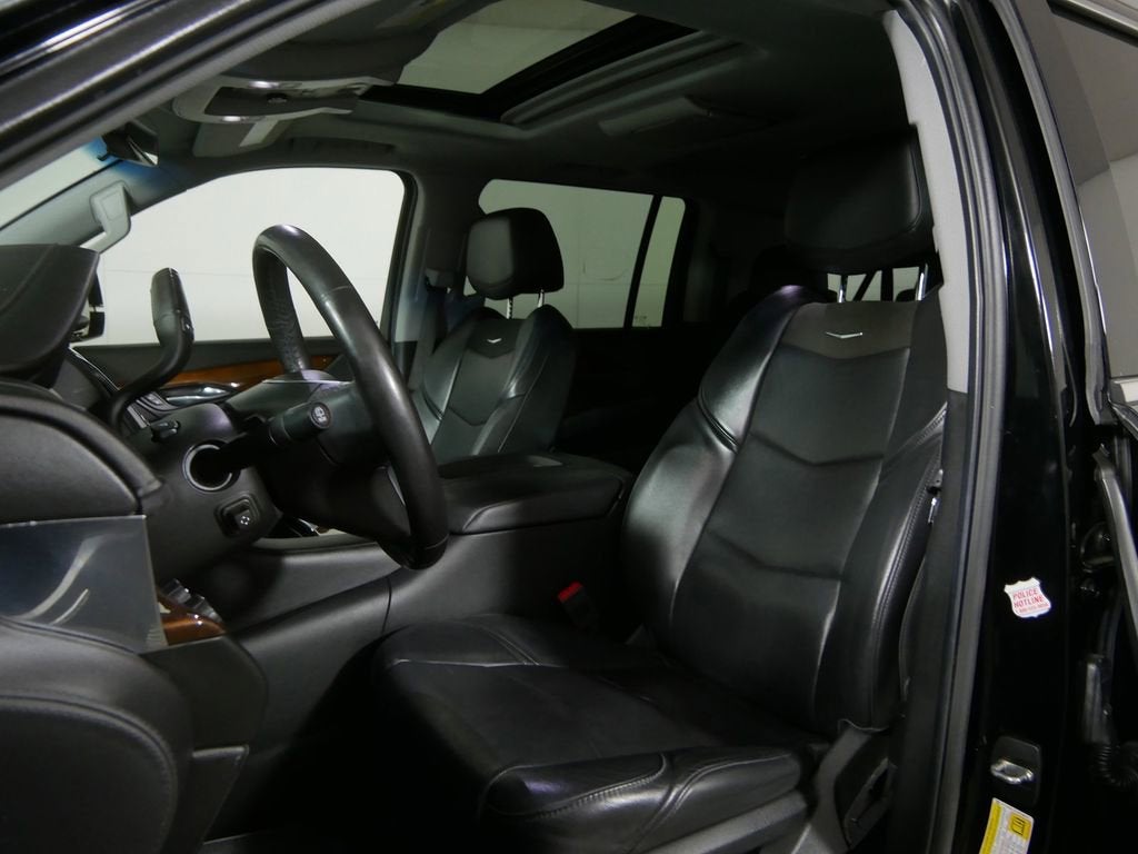 2018 Cadillac Escalade ESV Luxury