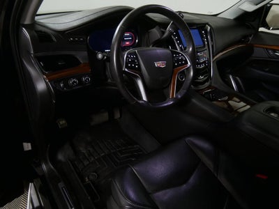 2018 Cadillac Escalade ESV Luxury