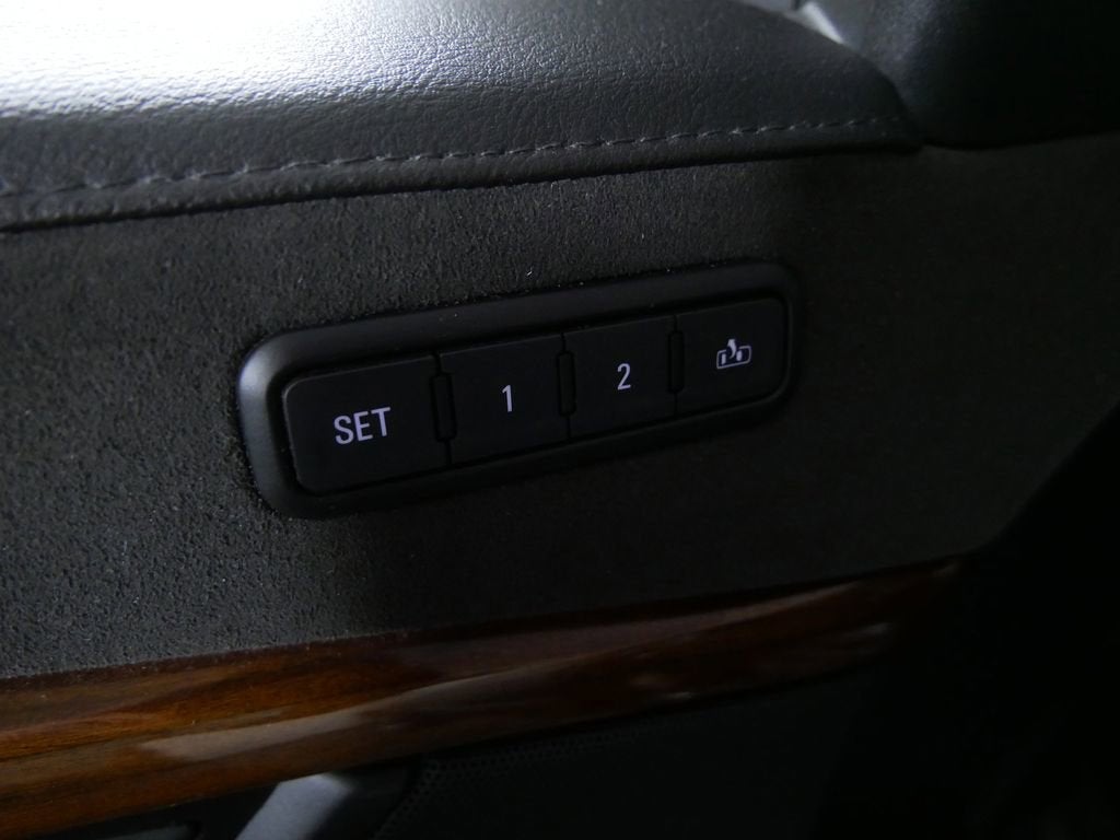 2018 Cadillac Escalade ESV Luxury