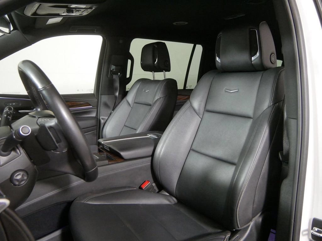 2024 Cadillac Escalade ESV Luxury