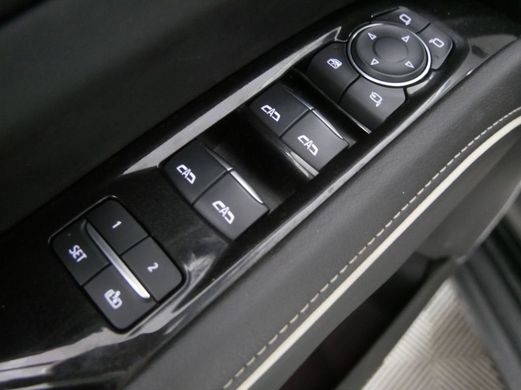 2024 Cadillac Escalade ESV Luxury