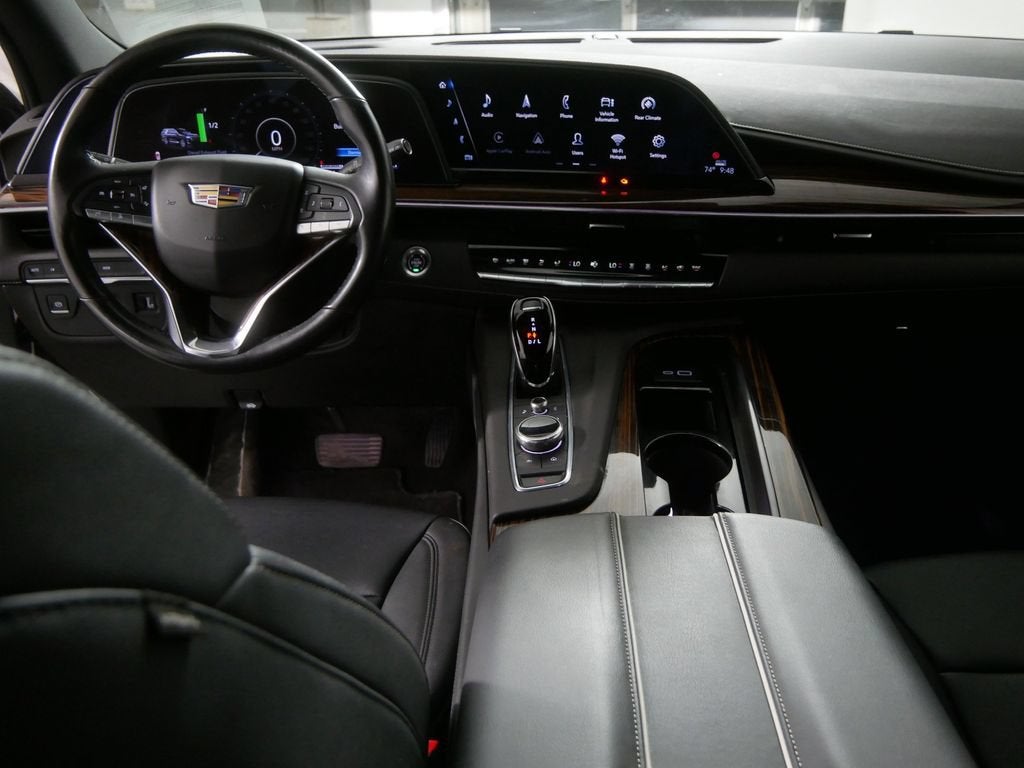 2024 Cadillac Escalade ESV Luxury