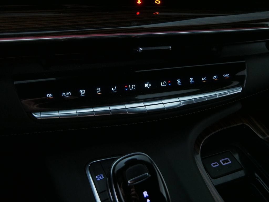 2024 Cadillac Escalade ESV Luxury