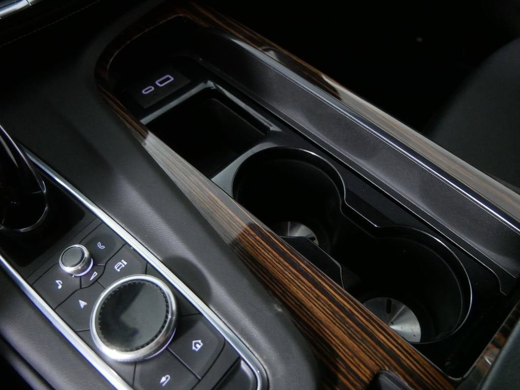 2024 Cadillac Escalade ESV Luxury