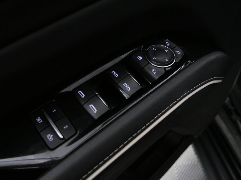 2022 Cadillac Escalade ESV Premium Luxury