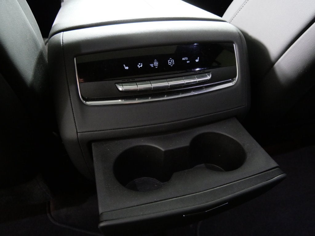 2022 Cadillac Escalade ESV Premium Luxury