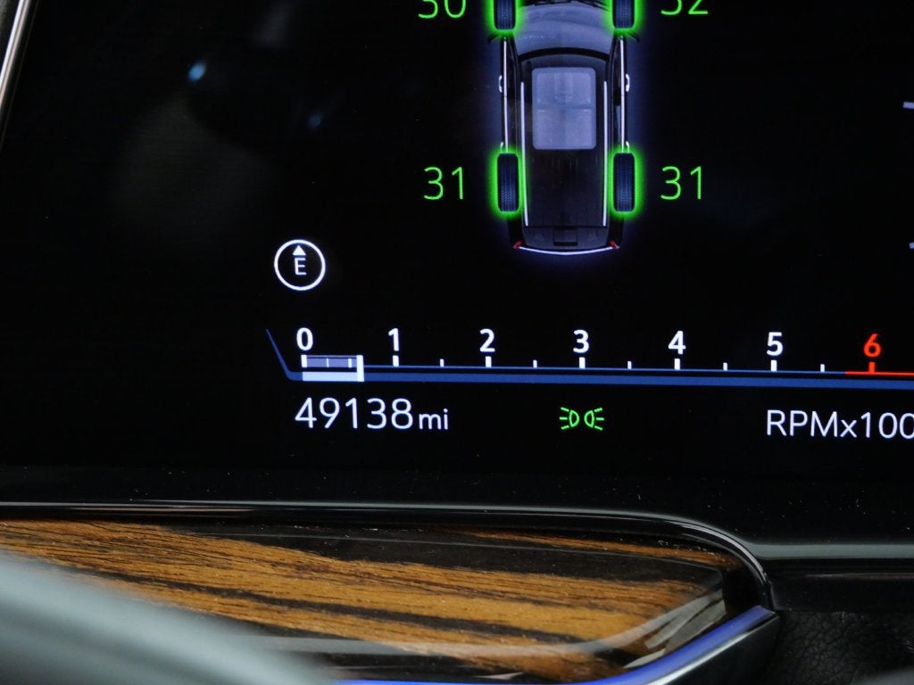 2022 Cadillac Escalade ESV Premium Luxury