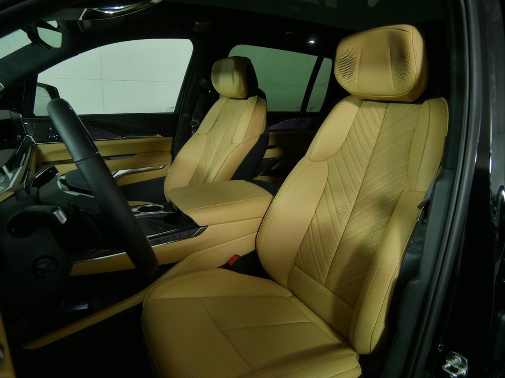 2025 Cadillac ESCALADE IQ Sport 2