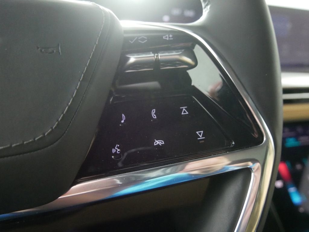 2025 Cadillac ESCALADE IQ Sport 2
