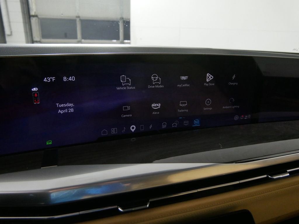 2025 Cadillac ESCALADE IQ Sport 2