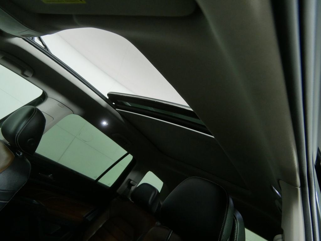 2021 Volkswagen Atlas 3.6L V6 SEL Premium R-Line