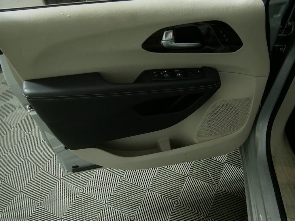 2024 Chrysler Pacifica Limited