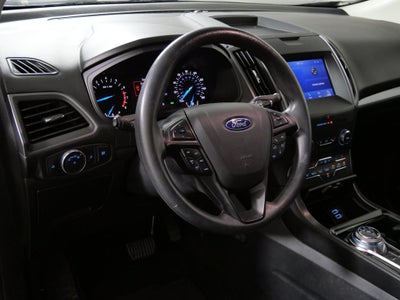 2020 Ford Edge SE