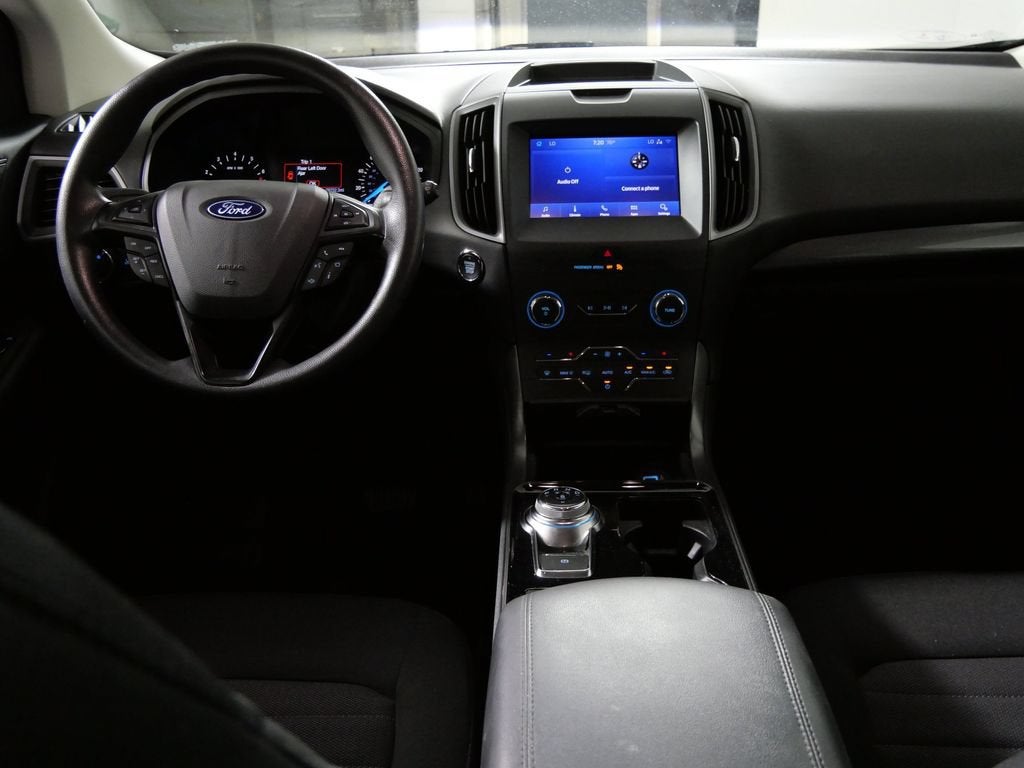 2020 Ford Edge SE
