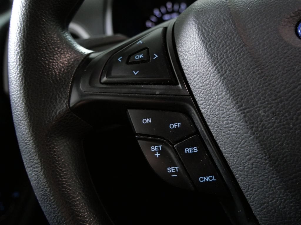 2020 Ford Edge SE