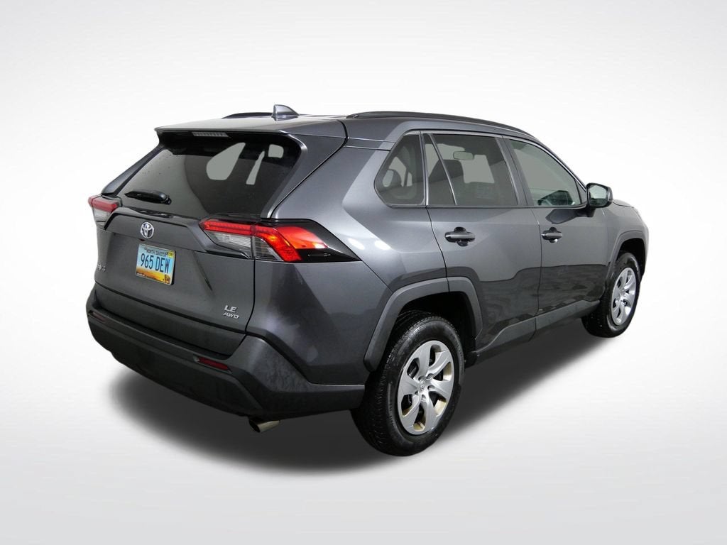 2020 Toyota RAV4 LE