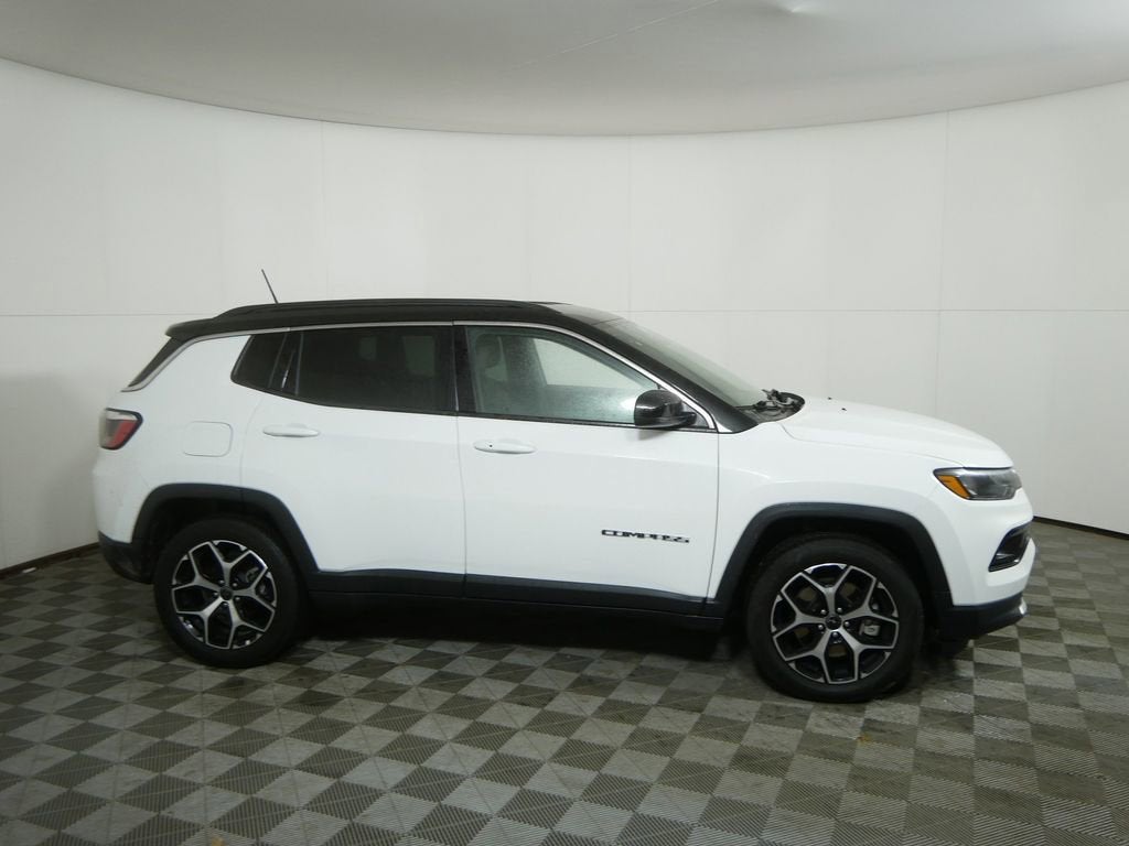 Used 2025 Jeep Compass Limited with VIN 3C4NJDCN2ST509076 for sale in Golden Valley, Minnesota