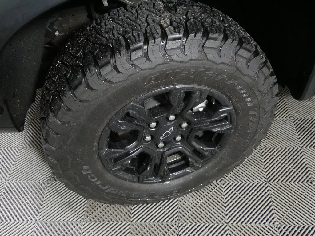 2023 Chevrolet Silverado 1500 ZR2