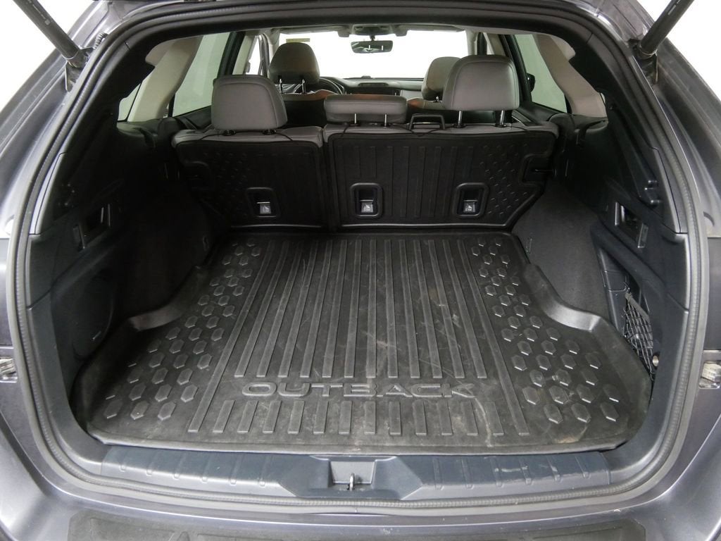 2022 Subaru Outback Limited XT