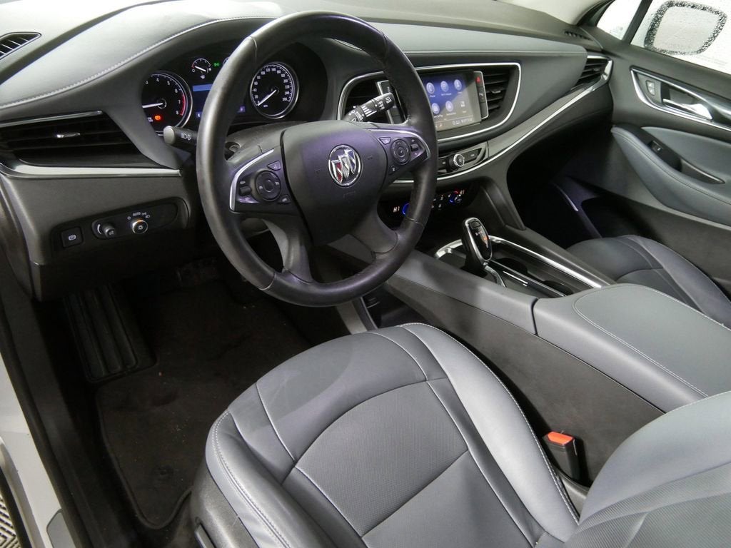 2021 Buick Enclave Essence