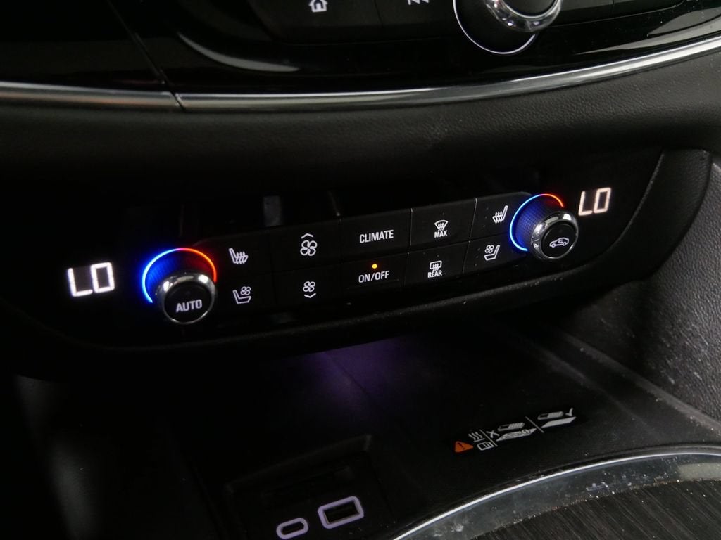 2023 Buick Enclave Avenir