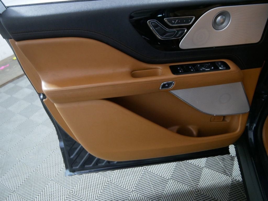 2020 Lincoln Aviator Black Label