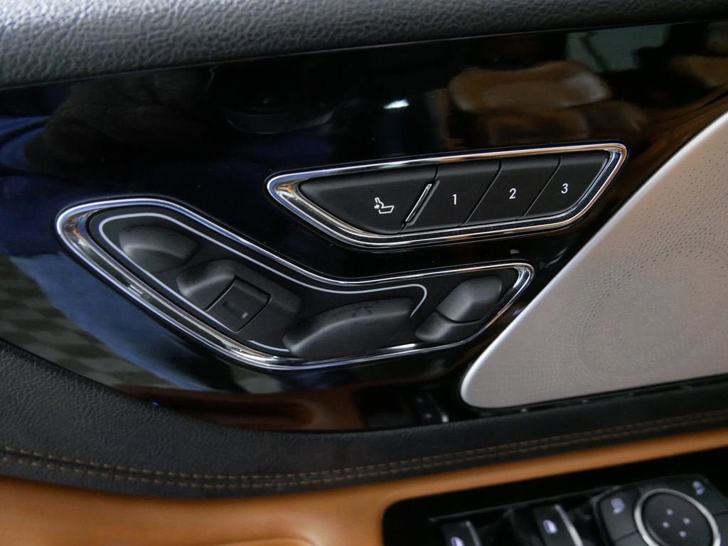 2020 Lincoln Aviator Black Label